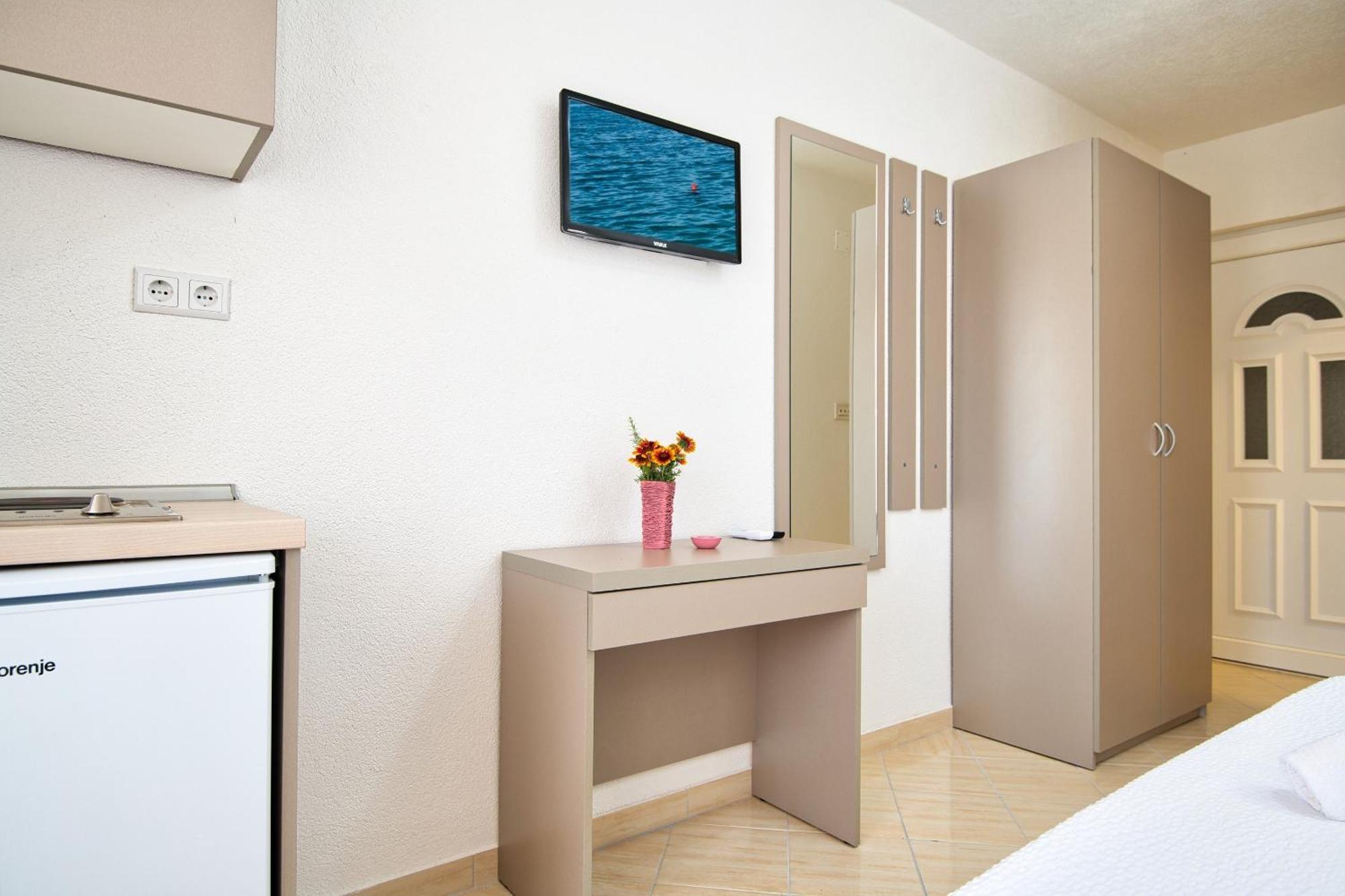 Studio & Apartments More 内乌姆 外观 照片