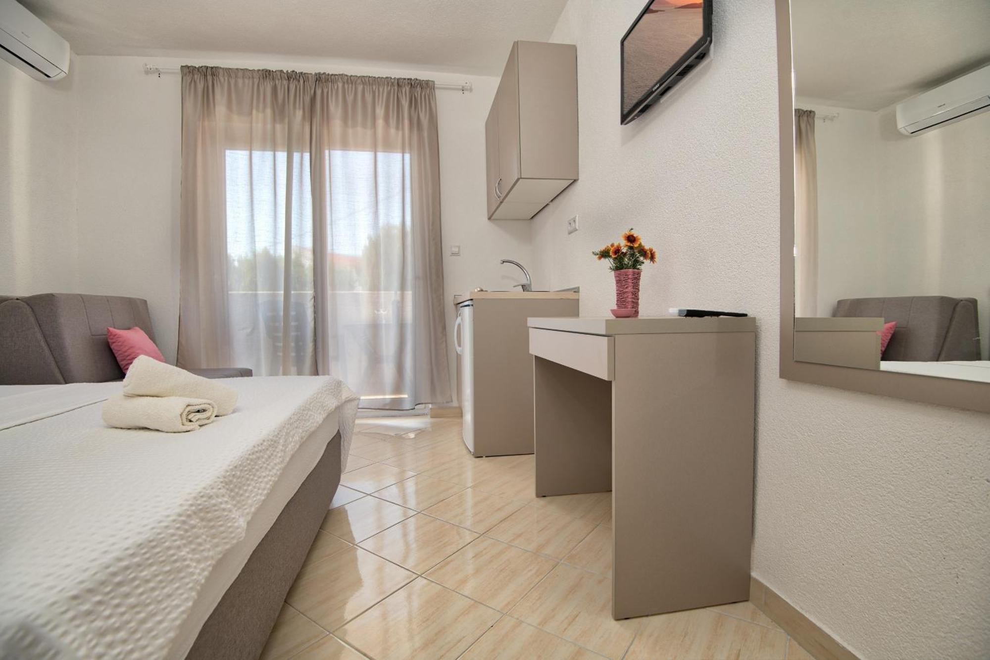 Studio & Apartments More 内乌姆 外观 照片
